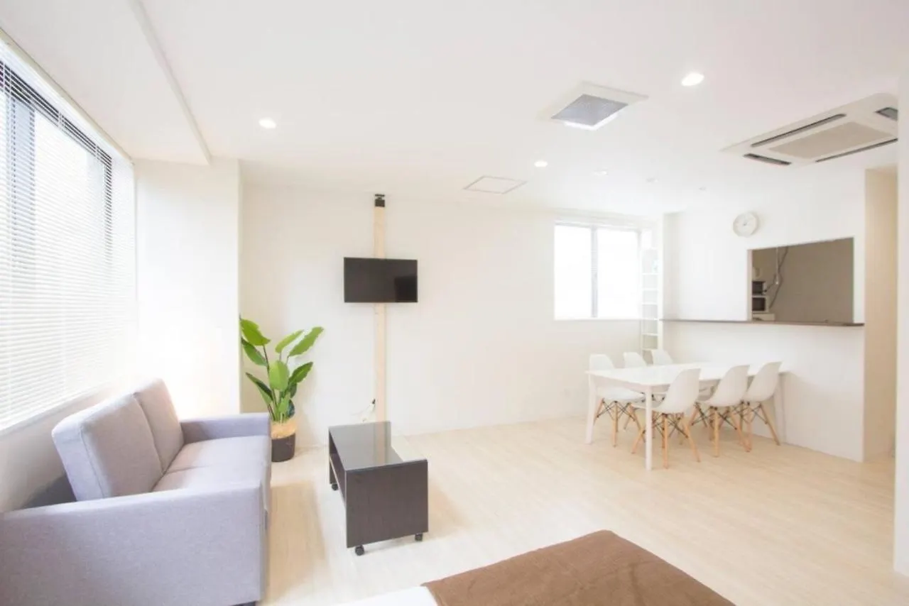 Апартаменты Cozy And Convenient Royal Heights Саппоро